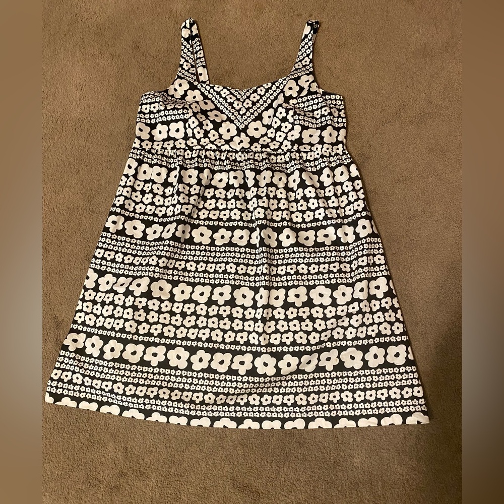 Motherhood  dress like new
